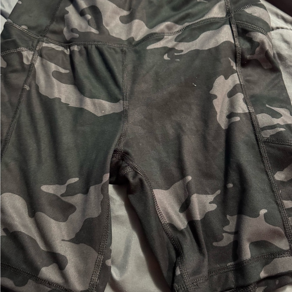 Avia Women's Camouflage Bike Shorts